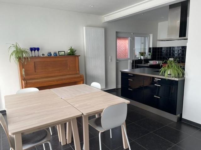 Fokus Praktijkhuis Hotell Dessel Exteriör bild